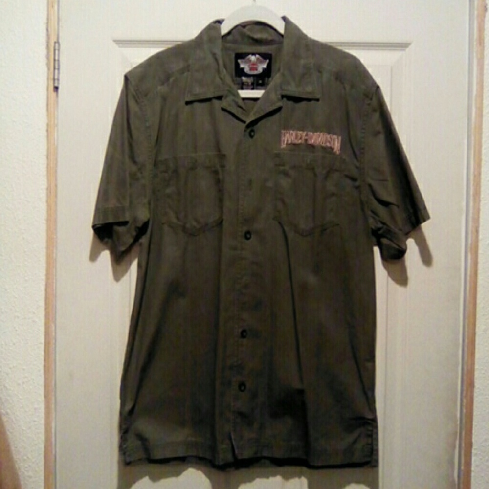 Classic Harley Davidson button up shirt